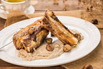 Costelles de vedella amb salsa de castanyes - Veritas