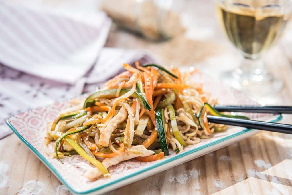 Noodles amb pollastre i verdures - Veritas