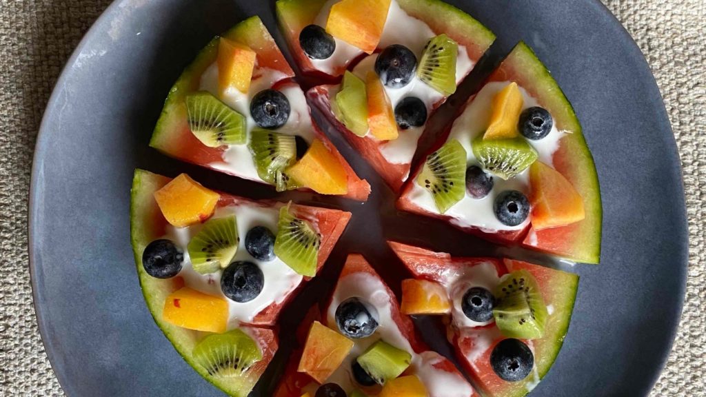 Pizza de fruites amb iogurt - Receptes - Veritas