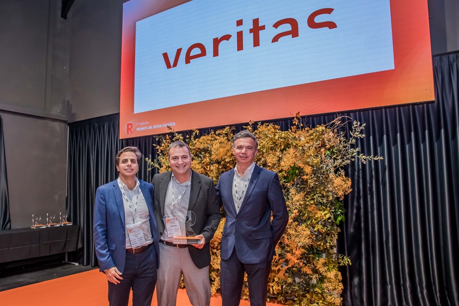 Veritas premiada en los I Premios del Retail Español 2023 - Ahora en Veritas - Supermercados ecológicos