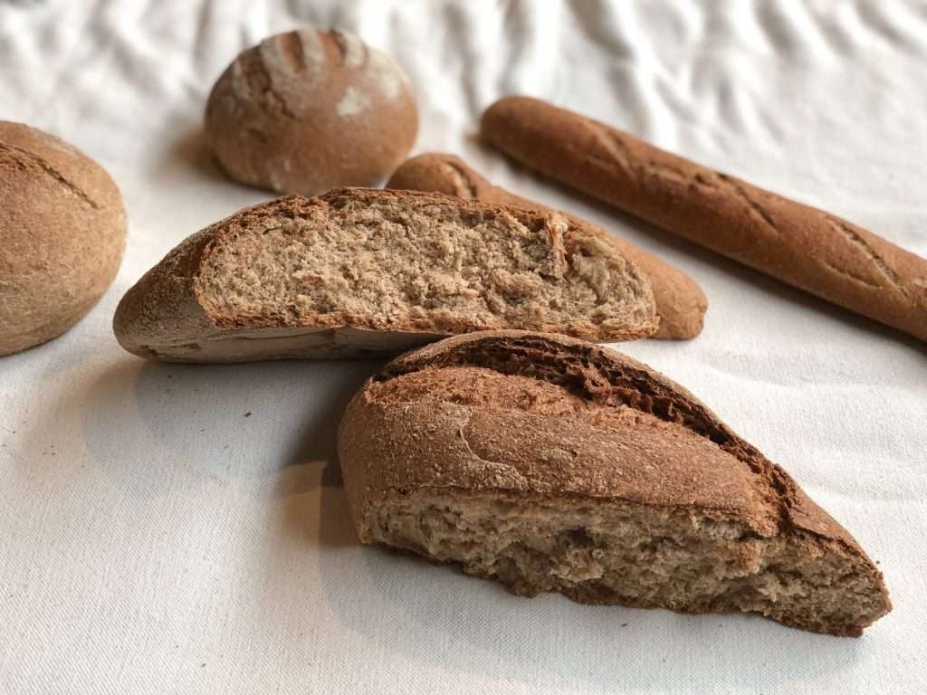 Bajamos el precio de nuestro pan integral porque es 100% - Veritas