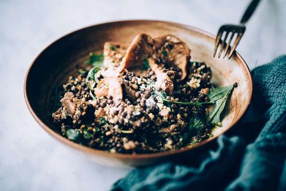 Ensalada de lentejas y shiitakes con aliño de miso - Veritas