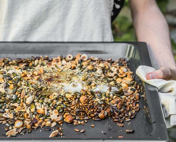 Lubina al horno con semillas - Recetas - Veritas
