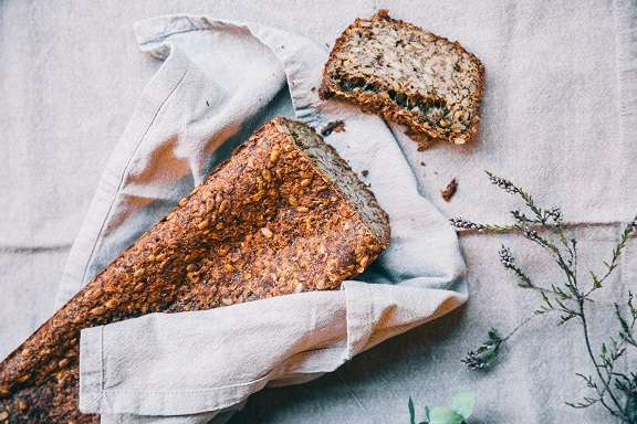 Pa de llavors sense gluten - Receptes - Veritas