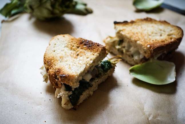 Sandwich de alcachofas y espinacas - Recetas - Veritas